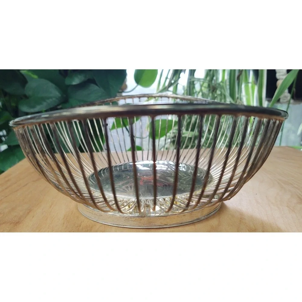 Vintage Silver Plate Oval Wire Bread Fruit Food Basket 12